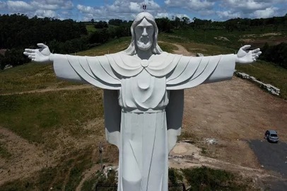Cristo Acolhedor, de Sobradinho, está pronto, mas faltam os acessos <!-- NICAID(15747249) -->