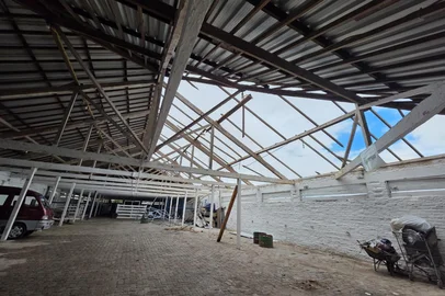 Quase um mês após temporal, Sindicato Rural de Rio Grande ainda calcula prejuízos e busca recursos para reconstrução<!-- NICAID(16388952) -->