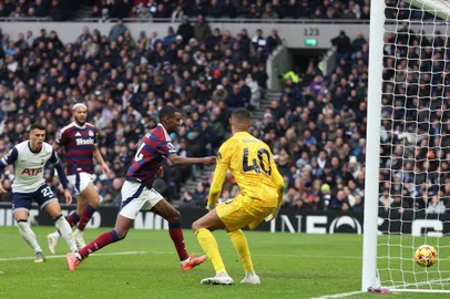 Alexander Isak, futebol, Newcastle