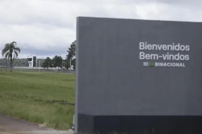 RIVERA, URUGUAI - 2023.12.07 - Brasil e Uruguai acordam uso compartilhado do aeroporto de Rivera. O aeroporto General Oscar D. Gestido, localizado na cidade fronteiriça de Rivera, vizinha de Santana do Livramento (Brasil), vive expectativas de menor custo operacional para empresas que farão voos domésticos, e não mais internacionais, a partir da cidade uruguaia. (Foto: André Ávila/ Agência RBS)<!-- NICAID(15619013) -->