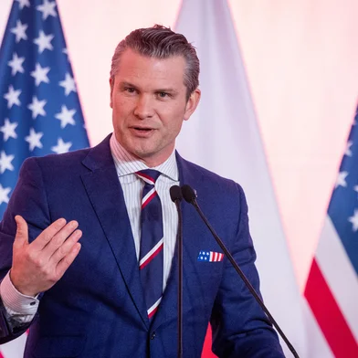 US Defence Secretary Pete Hegseth visits PolandUS Defence Secretary Pete Hegseth speaks during join press conference with Poland's Defence Minister after their meeting at the Ministry of Defence headquarters in Warsaw on February 14, 2025. (Photo by Wojtek RADWANSKI / AFP)Editoria: POLLocal: WarsawIndexador: WOJTEK RADWANSKISecao: armed ForcesFonte: AFPFotógrafo: STF<!-- NICAID(15976481) -->
