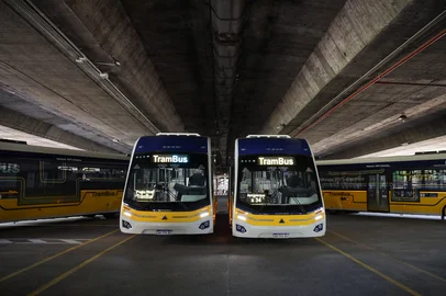 A Agrale entregou cinco dos primeiros ônibus 100% elétricos MT 17.0 LEe para a implantação do TramBus, novo sistema de mobilidade sustentável de Buenos Aires. A licitação prevê 22 unidades deste modelo, que tem capacidade para 135 pessoas, e outros 60 veículos do modelo MT 17.0 Lee, com capacidade para 75 passageiros.<!-- NICAID(16174239) -->