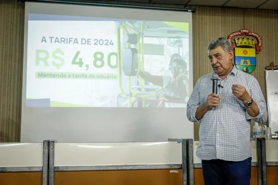Porto Alegre, RS, 22/02/2024 - Anúncio do prefeito Sebastião Melo sobre a tarifa de ônibus em Porto Alegre. Foto: Pedro Piegas / PMPA / Divulgação<!-- NICAID(15989738) -->