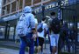 Após enchente, mais alunos voltam às salas de aula em Porto Alegre