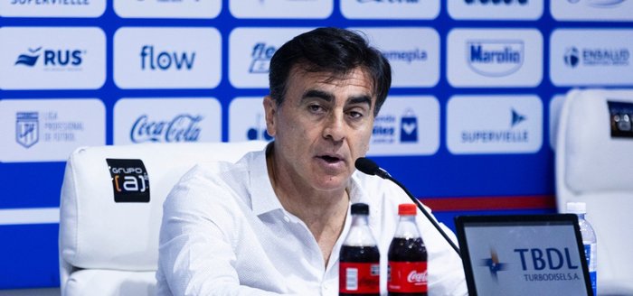 Hernán Mauricio / Vélez Sarsfield Hernán Mauricio / Vélez Sarsfield