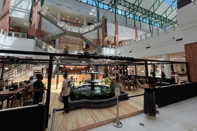 Criado em 1997 no Mercado Público, o Café do Mercado abriu finalmente sua cafeteria no Praia de Belas Shopping, em Porto Alegre, sem aumentar preços, apesar dos recordes sucessivos nas cotações da bebida.<!-- NICAID(15974179) -->