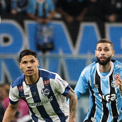 PORTO ALEGRE, RS, BRASIL, 08-07-2025: Na Arena, Grêmio enfrenta o São José valendo o título da Recopa. O duelo promove o encontro entre o campeões do Gauchão 2024 — o Tricolor — e da Copa FGF do ano passado — o Zeca. Fotos: Duda Fortes/Agência RBS<!-- NICAID(16076188) -->