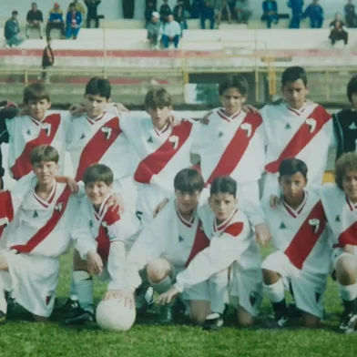 Time do AGE de Garibaldi, com o jogador Everaldo