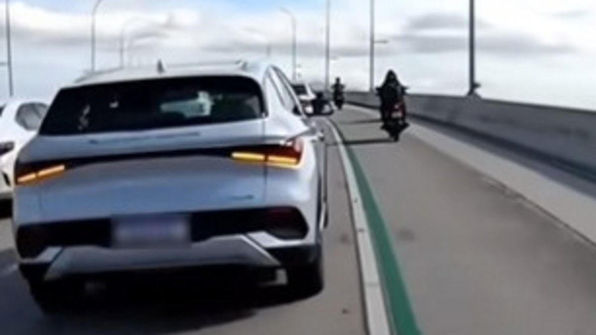 Carro el&eacute;trico mais vendido do Brasil vira alvo de "desafio" no TikTok que pode suspender a CNH