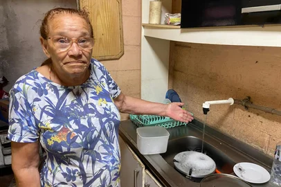 Pressão da agua<!-- NICAID(16221866) -->