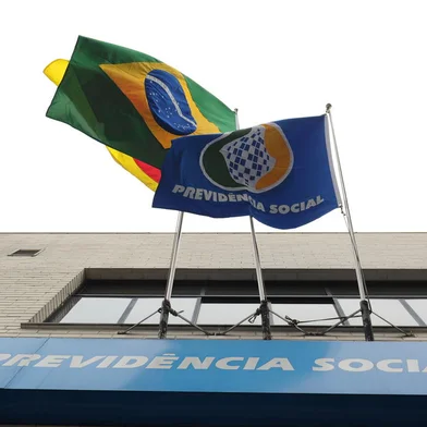 CAXIAS DO SUL, RS, BRASIL (15/09/2020)Agência do INSS segue sem peritos; usuários são orientados na porta de entrada em Caxias. Onze salas para atendimento de perícias permaneciam vazias na manhã desta terça-feira enquanto 120 pessoas haviam agendado com antecedência. (Antonio Valiente/agência RBS)<!-- NICAID(14592446) -->