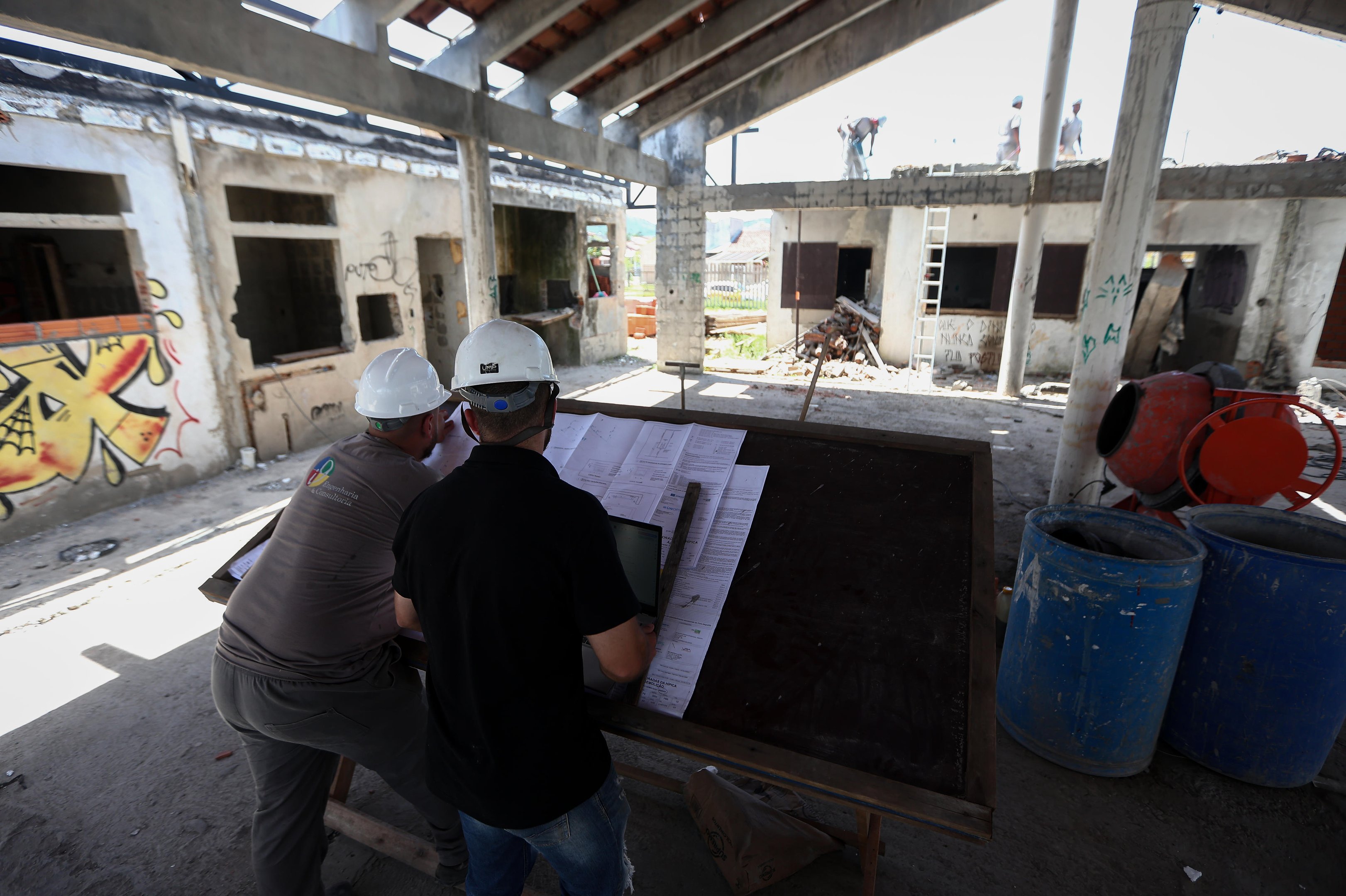 Prefeitura retoma constru&ccedil;&atilde;o de escolas infantis que estavam com obras paralisadas em Porto Alegre