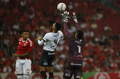 Porto Alegre, RS, Brasil, 05/02/2025 - Internacional vs Brasil de Pelotas, pelo Campeonato Gaúcha 2025, no estádio Beira-Rio - Foto: Mateus Bruxel/Agência RBS<!-- NICAID(15969969) -->