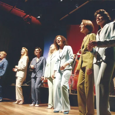 O grupo Vocal sem Batuta durante a estreia do espetáculo “Paratodos”, em  2006<!-- NICAID(16024718) -->