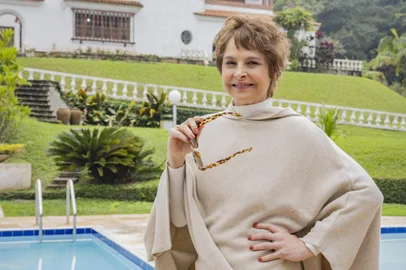 Joyce (Drica Moraes), volta por cima<!-- NICAID(15919249) -->