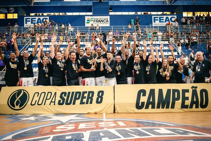 SESI - Franca - Sesi Franca Basquete é bicampeão do NBB