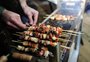 Robata: conheça o churrasquinho japonês e entenda as diferenças para o brasileiro