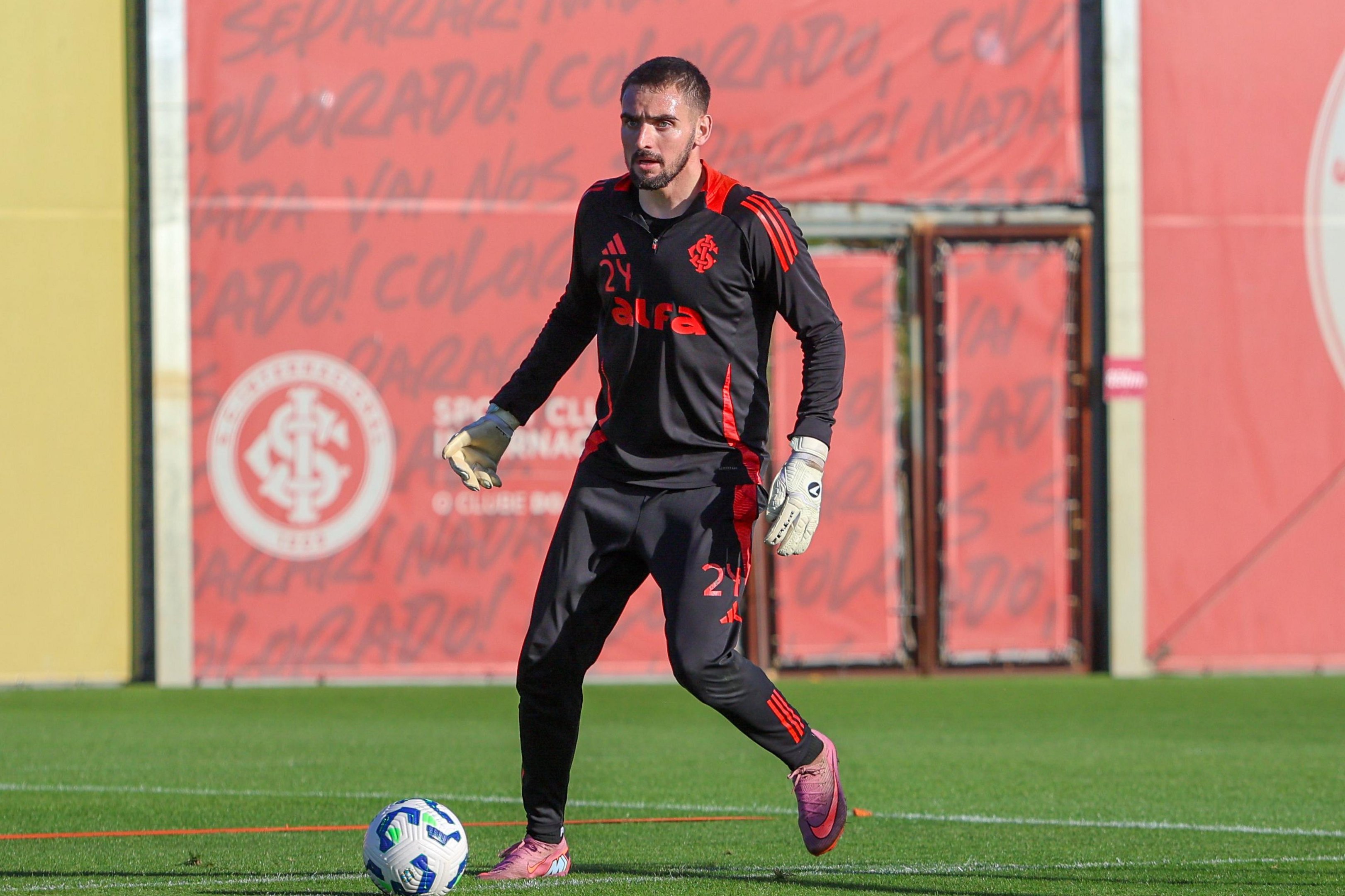 Inter define goleiro titular para enfrentar o Cruzeiro no Beira-Rio | GZH