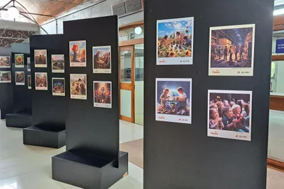 Em mais uma edição da “Galeria CIC Caxias”, a Câmara de Indústria, Comércio e Serviços de Caxias do Sul, por meio de sua Diretoria de Cultura e Educação, exibe em suas instalações, até 24 de novembro, a exposição Memórias do Projeto Girassol.   São 40 peças e um painel, com fotos históricas sobre os 25 anos do projeto educacional desenvolvido pela Agrale. A exposição é aberta ao público.<!-- NICAID(15573564) -->