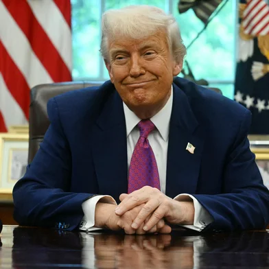 US President Donald Trump listens during an announcement about the Golden Dome missile defense shield, in the Oval Office of the White House on May 20, 2025, in Washington, DC. (Photo by Jim WATSON / AFP)Editoria: POLLocal: WashingtonIndexador: JIM WATSONSecao: politics (general)Fonte: AFPFotógrafo: STF<!-- NICAID(16042341) -->