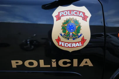 PORTO ALEGRE, RS, BRASIL - Camionete da Polícia Federal.<!-- NICAID(12096996) -->