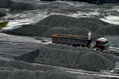 MINAS DO LEÃO, RS, BRASIL - 15-07-2015 - Companhia Riograndense de Mineração (CRM) - mina de carvão localizada no município de Minas do Leão. CRM é uma das empresas do Estado com possibilidade de integrar programa de privatização do governo Sartori (FOTO: JÚLIO CORDEIRO/AGÊNCIA RBS) **MATÉRIA ESPECIAL**<!-- NICAID(11550679) -->