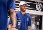Neymar quebra silêncio e diz que sentiu lesão dois dias após passar a noite na Sapucaí no Carnaval