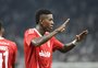 Vitão e Bruno Henrique são denunciados por incidentes em derrota do Inter para o Corinthians