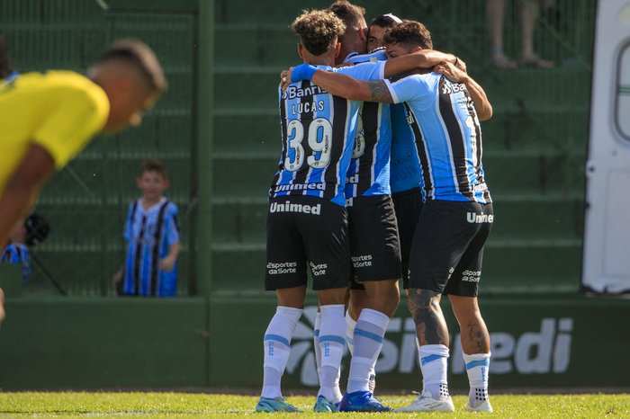 NOTAS DA PARTIDA: Kannemann tem segundo tempo para esquecer e leva pior nota em derrota