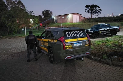Polícia prende três pessoas durante operação que apura homicídios em Marau<!-- NICAID(16263937) -->