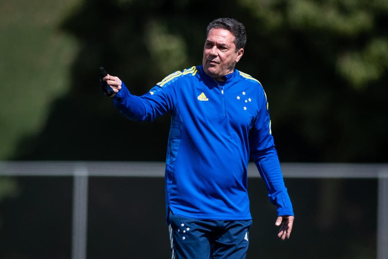 Vanderlei Luxemburgo em treino do Cruzeiro<!-- NICAID(15417143) -->