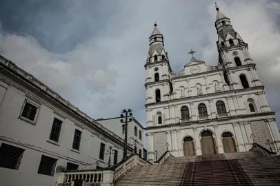 PORTO ALEGRE, RS, BRASIL - 11/05/2021A Igreja Nossa Senhora das Dores pode receber o título de basílica menor. A solicitação do Padre Lucas Mendes foi encaminhada em 15 de setembro de 2020 e já está na terceira fase da solicitação.<!-- NICAID(14780445) -->