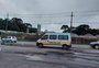 Em meia hora, pelo menos 15 carros sofreram danos devido a buracos na RS-122