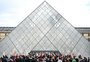 Protesto contra reforma da previdência na França bloqueia entrada do Louvre