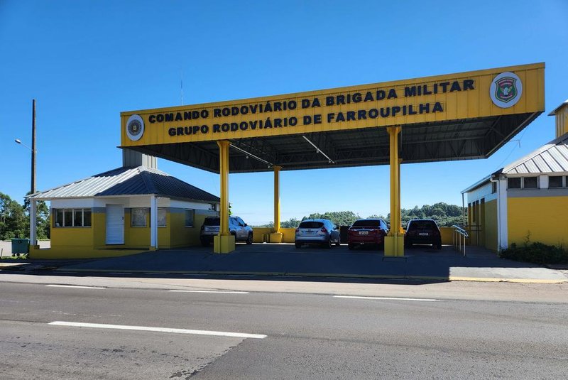 Pelotão rodoviário de Farroupilha ganha reforma e nova viatura pagas por concessionária<!-- NICAID(15701048) -->