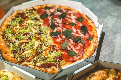 pizza, destemperados, porto alegre<!-- NICAID(15442958) -->