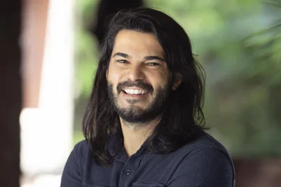 Allan Dias Castro, poeta.ATENÇÃO: FOTO SERÁ USADA NESTE FINDI (13 DE AGOSTO DE 2022) NA COLUNA INFORME ESPECIAL.<!-- NICAID(15172746) -->