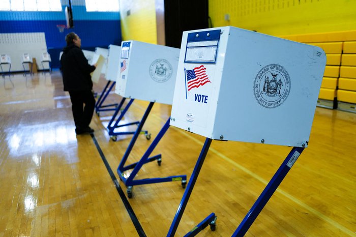 CHARLY TRIBALLEAU / AFP