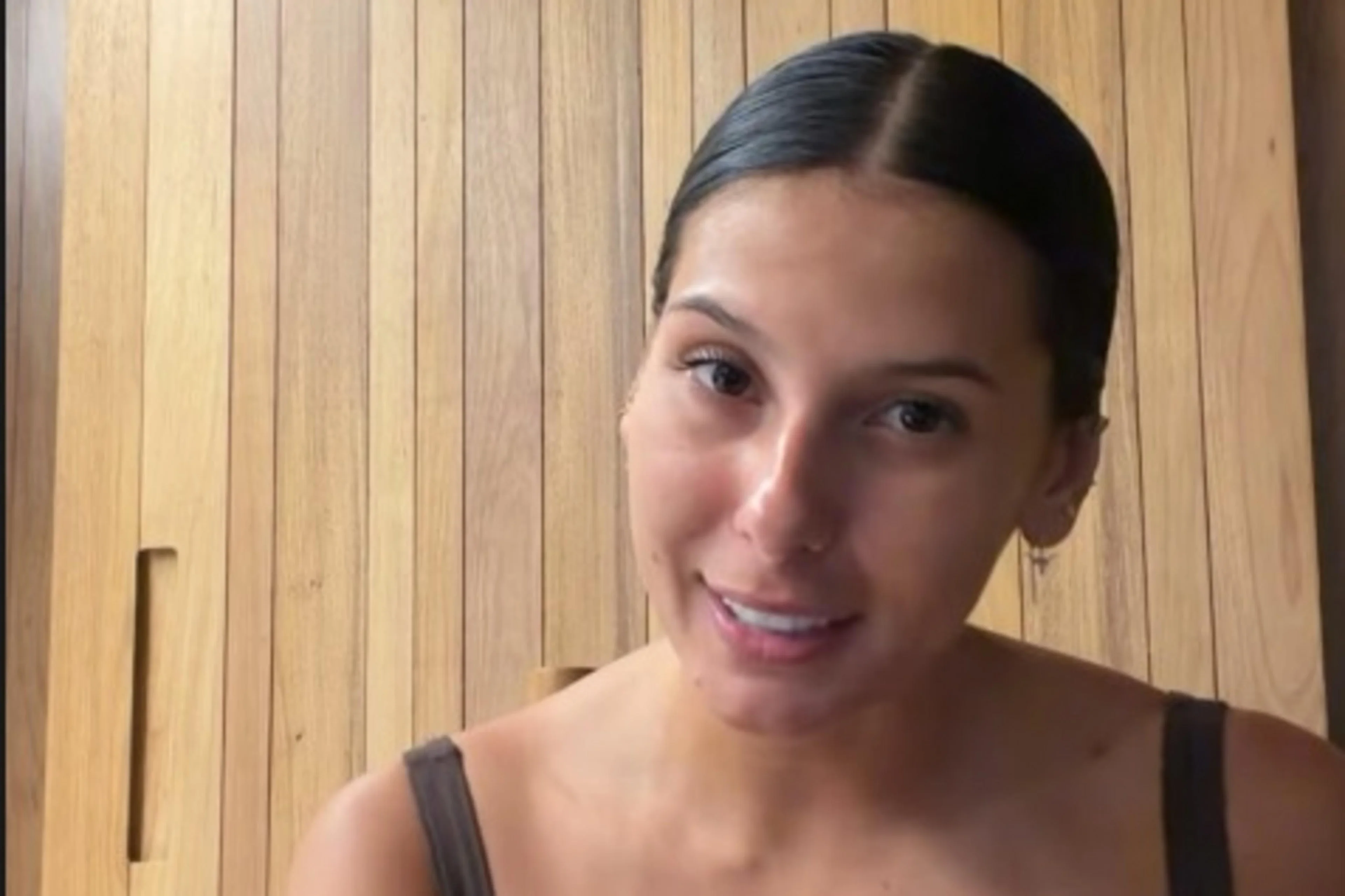 Instagram: @anacastelacantora/Reprodução