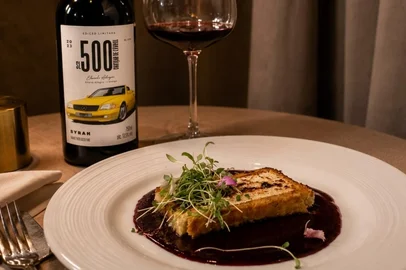 A Fundação Iberê Camargo promove a 8ª edição do evento Uma Noite no Iberê, onde o chef Matheus Monteiro apresenta um menu autoral.<!-- NICAID(16350046) -->