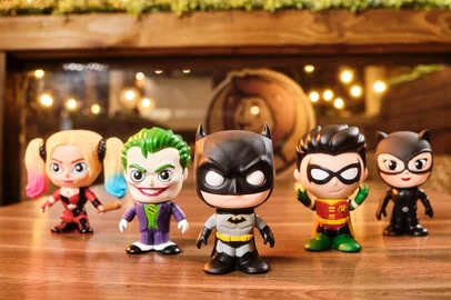 A rede de franquias Mundo Animal tem novidades para os fãs de Batman. Trata-se de uma coleção especial de brinquedos colecionáveis inspirados no super-herói. <!-- NICAID(16204592) -->