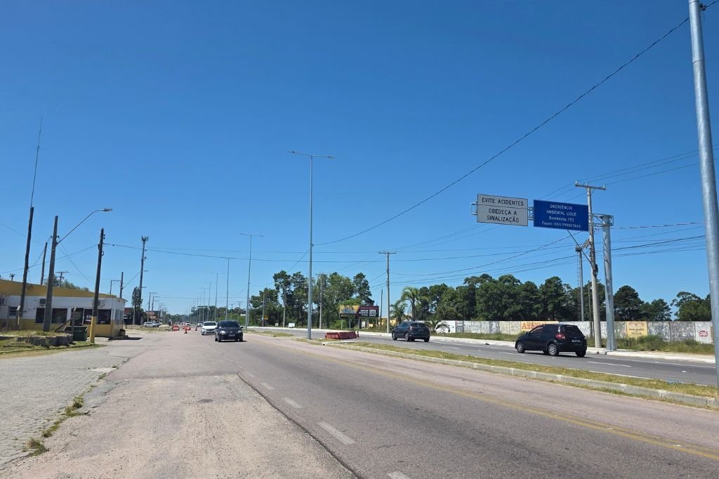 Duplica&ccedil;&atilde;o da RS-734 deve ser conclu&iacute;da at&eacute; o fim de 2026, diz secret&aacute;rio de Transportes