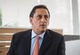 PF apreende celular de Frederick Wassef em restaurante de SP