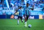 Grêmio confirma lesão de Edenilson; confira tempo de parada
