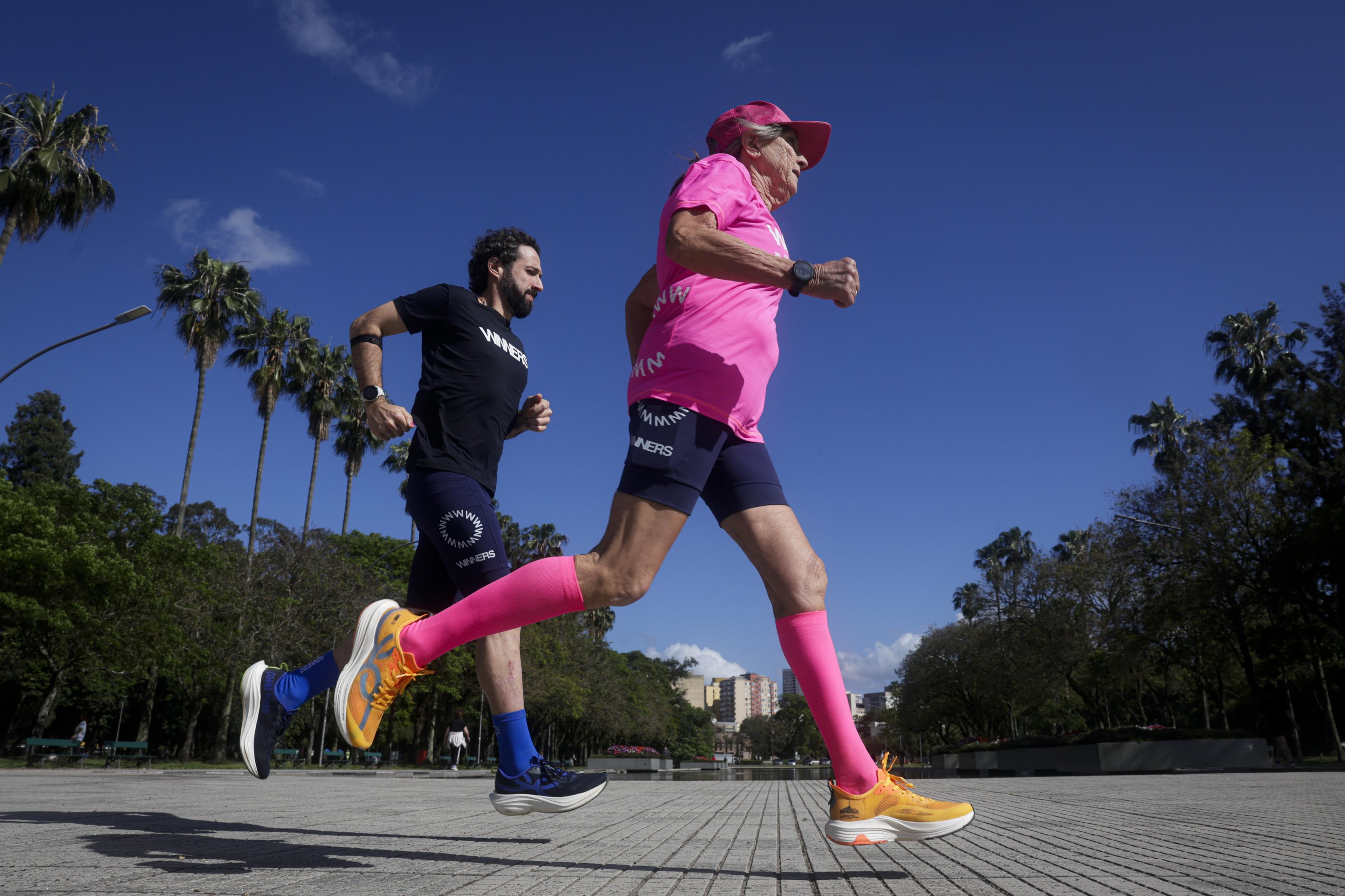 Exerc&iacute;cio f&iacute;sico &eacute; essencial ap&oacute;s os 60 anos, mas deve ser feito com cautela no ver&atilde;o; entenda