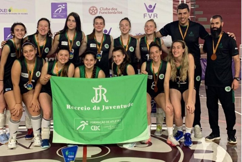 Vôlei feminino do Recreio da Juventude vai disputar finais do Campeonato Brasileiro Interclubes (CBI) sub-17, em Saquarema-RJ.<!-- NICAID(15278393) -->