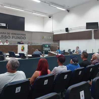 Reuniao na Camara de Vereadores de Passo Fundo debate a falta de abastecimento de agua <!-- NICAID(15922798) -->