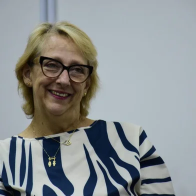 Secretária de Educação de Novo Hamburgo, Simone Daise Schneider faleceu na sexta-feira (4), aos 60 anos – celebrado em 26 de junho. Em nota, a prefeitura do município do Vale do Sinos informou que ela "se afastou do trabalho no dia 2 de maio para ser submetida a cirurgia de urgência". A professora enfrentava um câncer.<!-- NICAID(16074680) -->