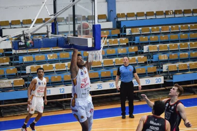 Caxias Basquete na final do torneio interligas<!-- NICAID(15543627) -->