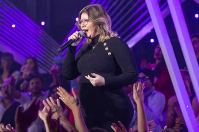 Marília Mendonça<!-- NICAID(14370795) -->